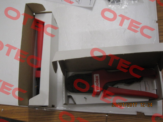 63819-0100  Molex